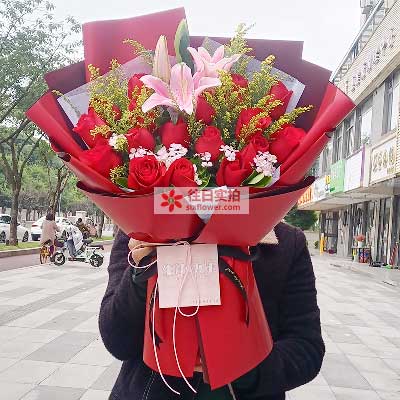 吕梁19朵红玫瑰百合，与你幸福前行