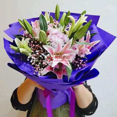 吕梁6支粉色多头百合，真诚的问候